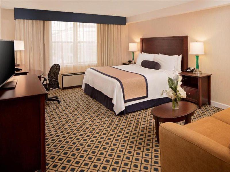 Westford Regency Inn & Conference Center Bagian luar foto